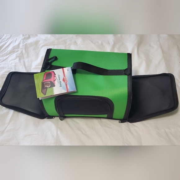 Kaytee Come Along Pet Tote - Picture 4 of 4